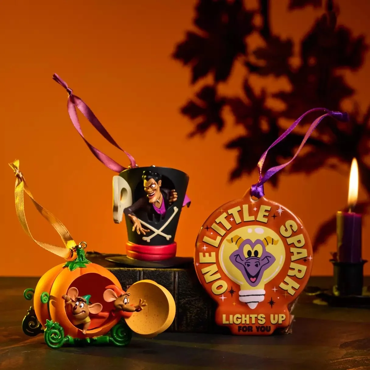 Holiday Ornament Collection on Disney Store — EXTRA MAGIC MINUTES